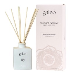 Cashmere Wood reed diffuser