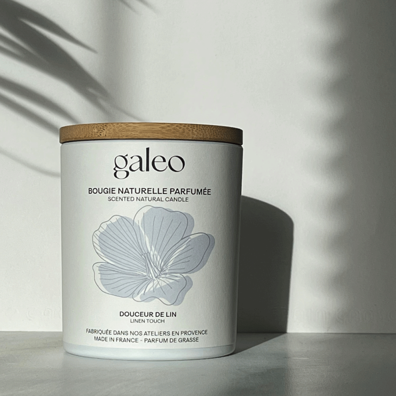 Natural scented candle Linen Touch