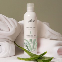 Shower gel with organic aloe vera