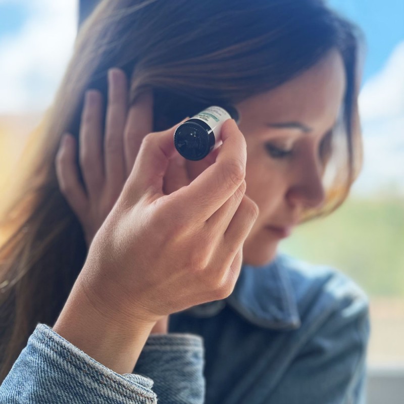 Organic headache relief essential oil roll-on